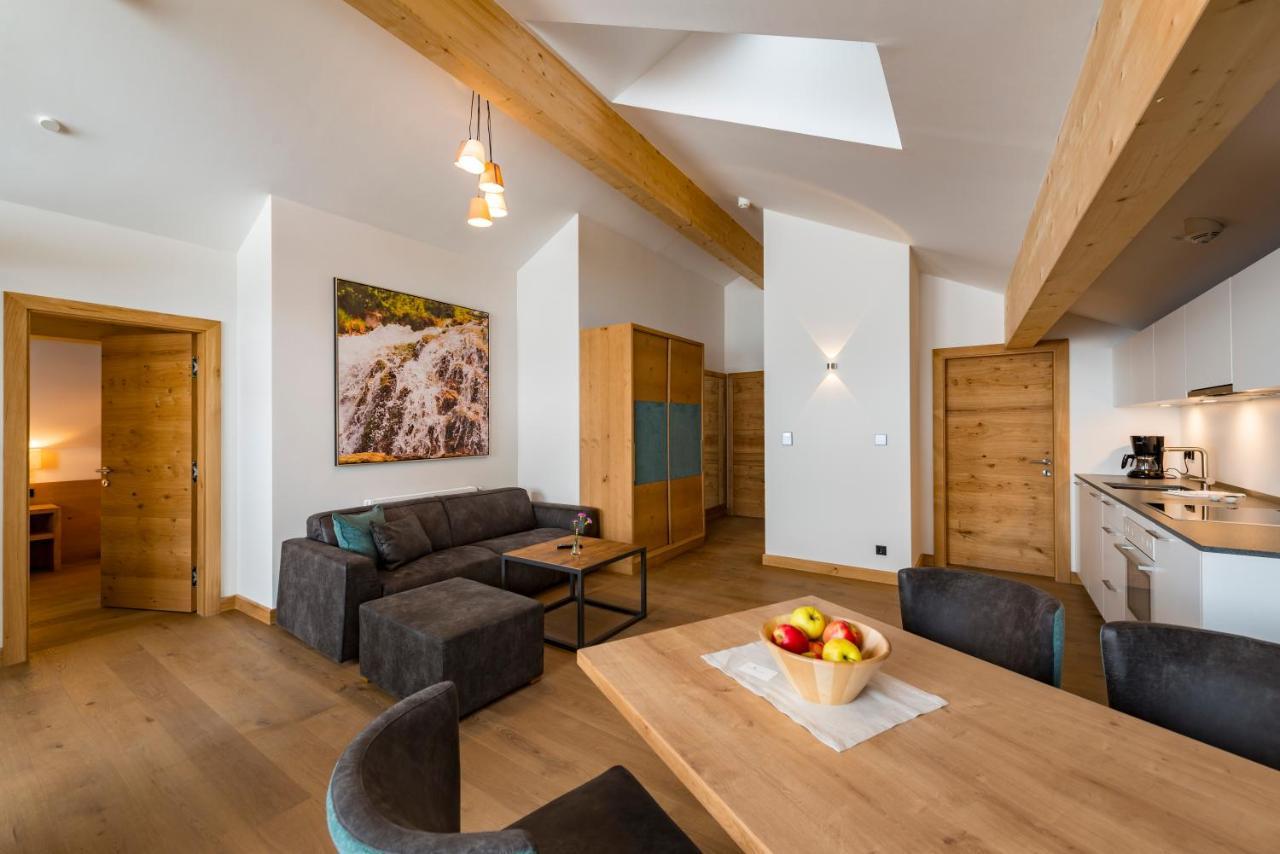 Aparthotel Tiroler Weinstube Seefeld w Tirolu Zewnętrze zdjęcie