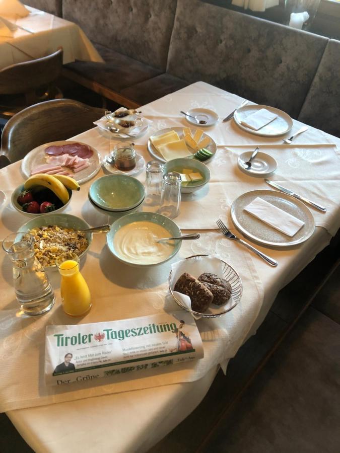 Aparthotel Tiroler Weinstube Seefeld w Tirolu Zewnętrze zdjęcie