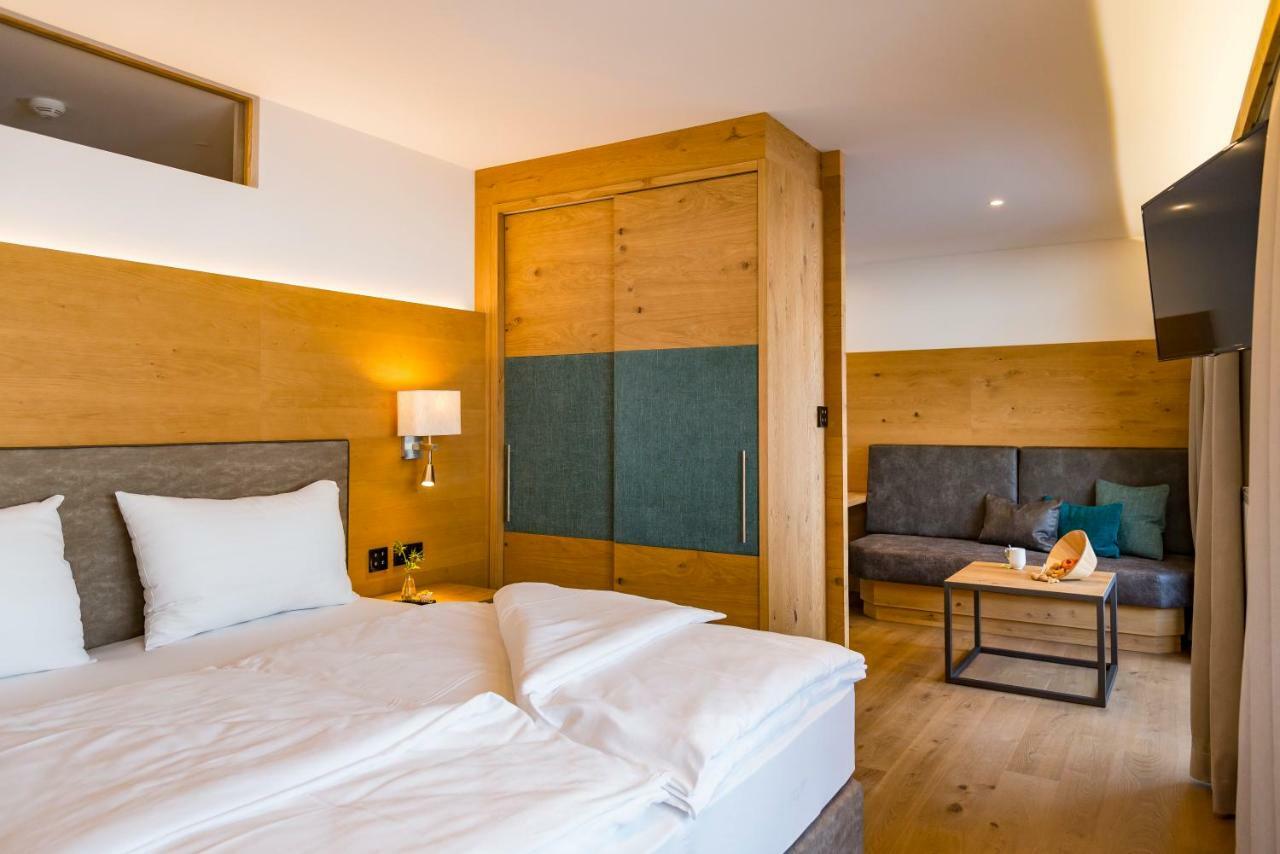 Aparthotel Tiroler Weinstube Seefeld w Tirolu Zewnętrze zdjęcie
