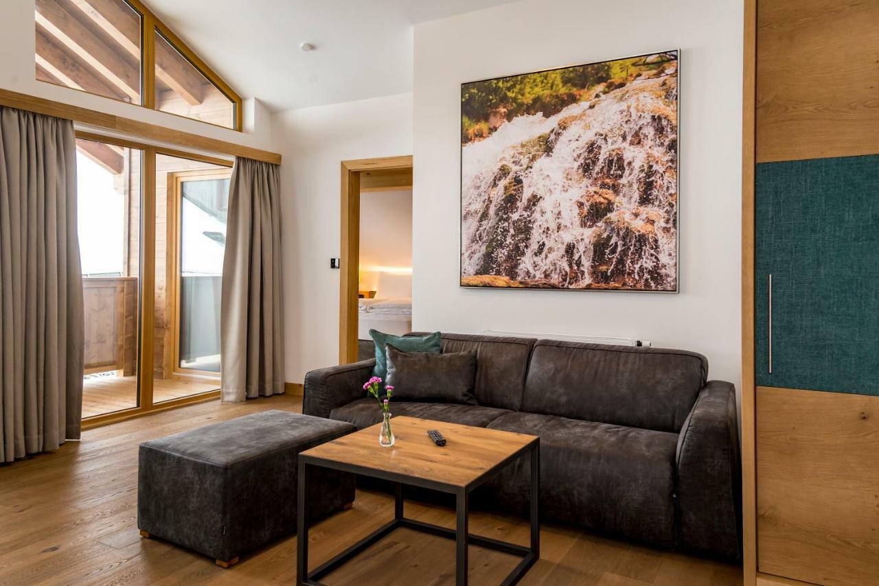 Aparthotel Tiroler Weinstube Seefeld w Tirolu Zewnętrze zdjęcie