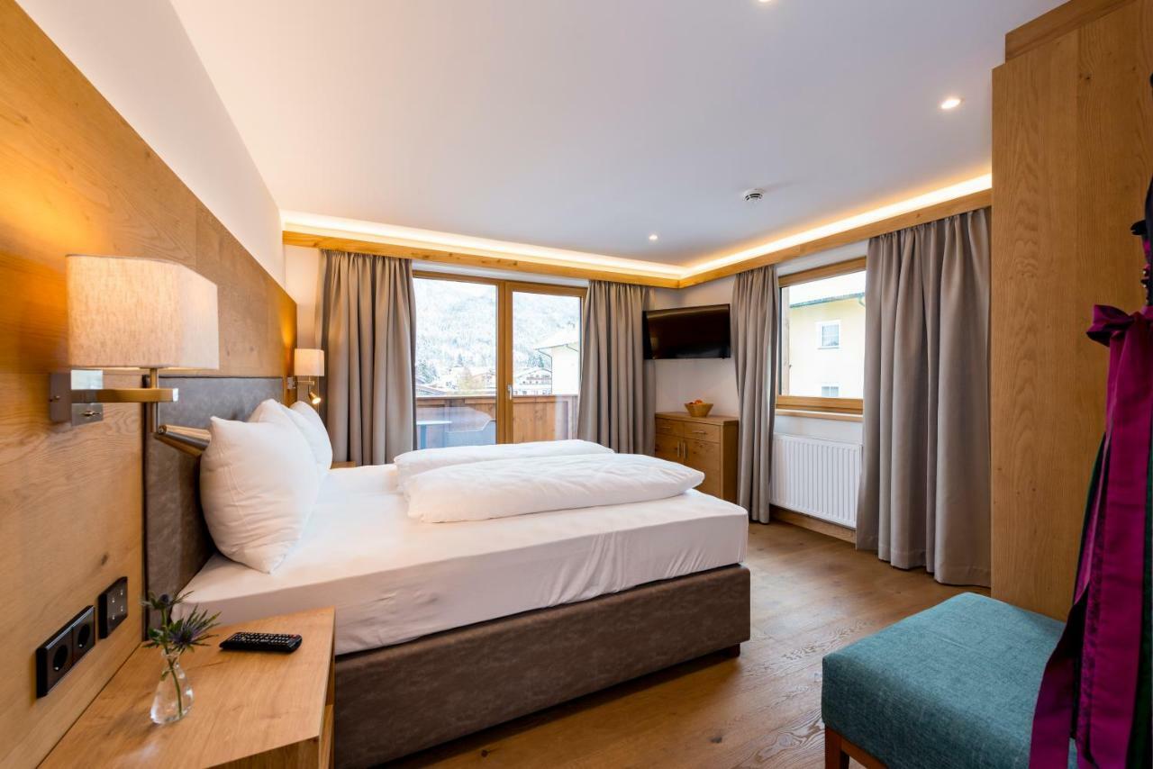 Aparthotel Tiroler Weinstube Seefeld w Tirolu Zewnętrze zdjęcie